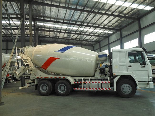 HM10-D Concrete Truck Mixer