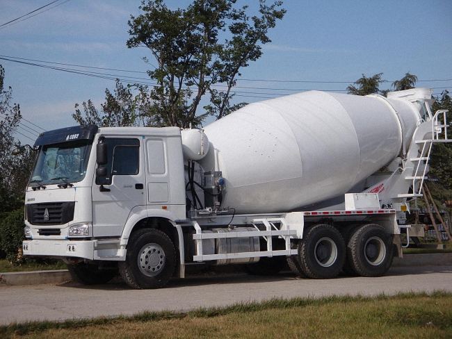 HM14-D Concrete Truck Mixer