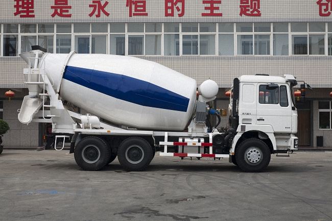 HM6-D concrete mixer truck