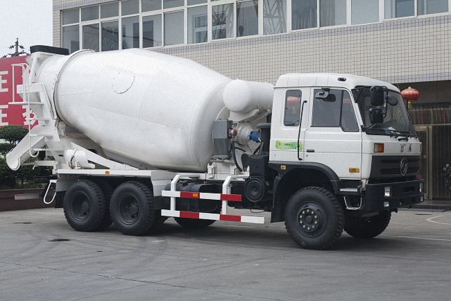 HM6-D concrete mixer truck