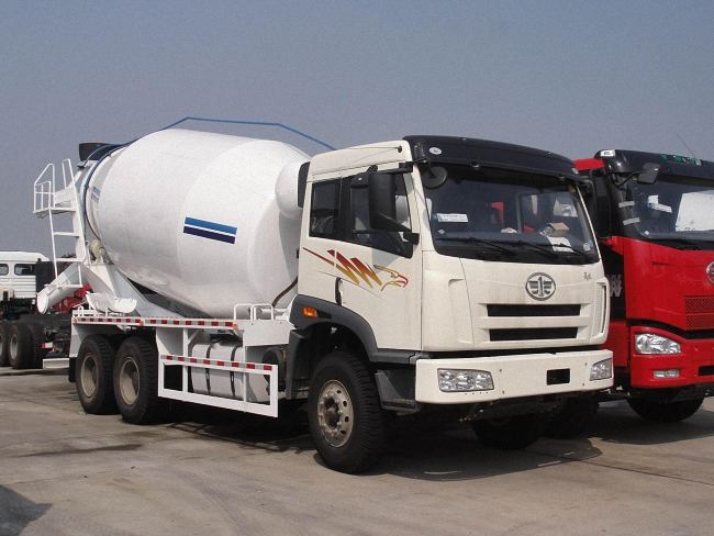 HM8-D Concrete Truck Mixer