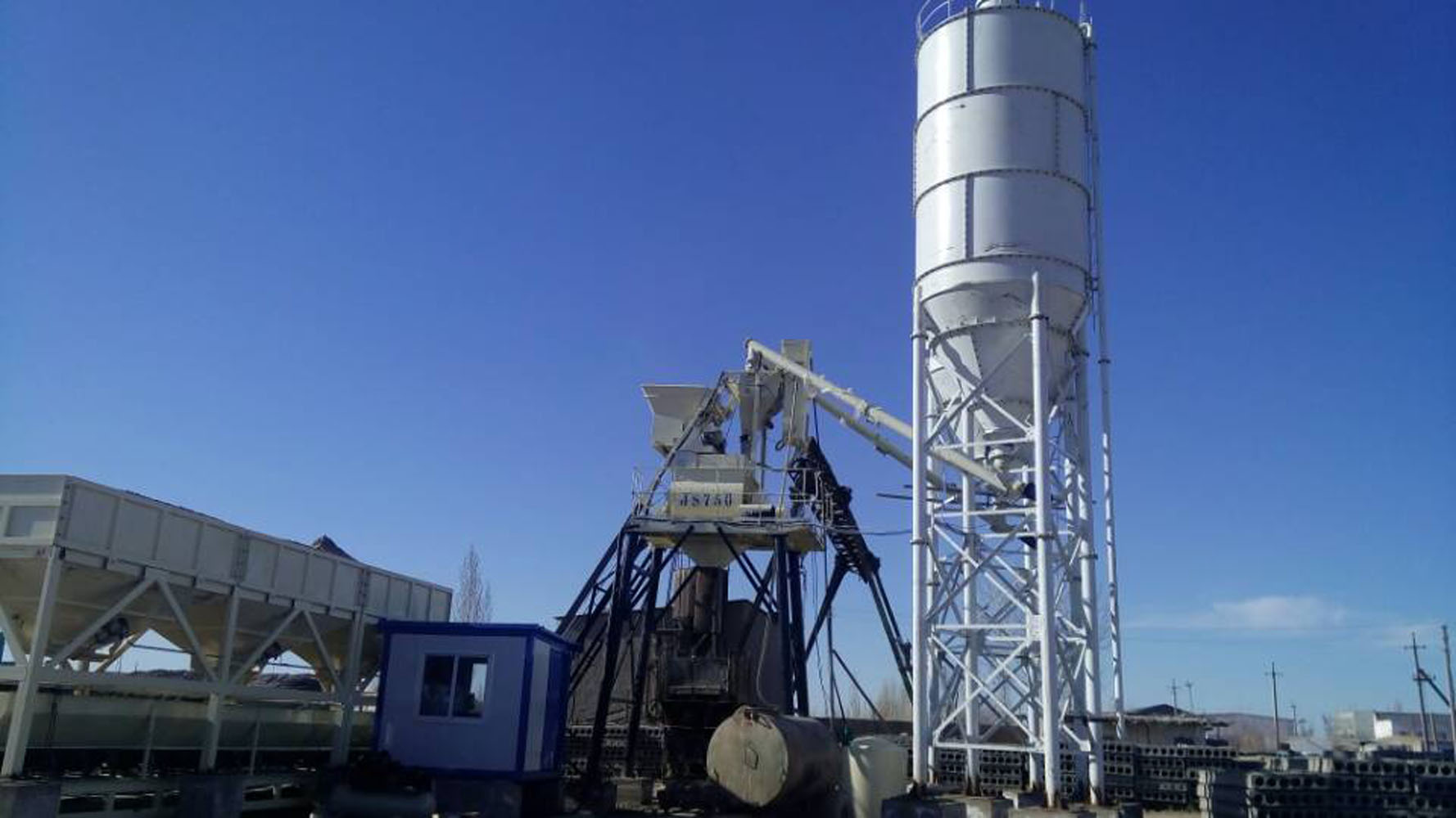 HZS35 concrete batching plant