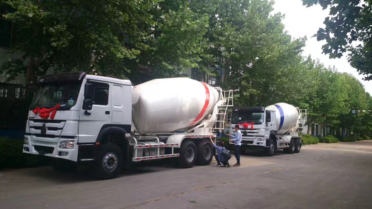 concrete mixer truck