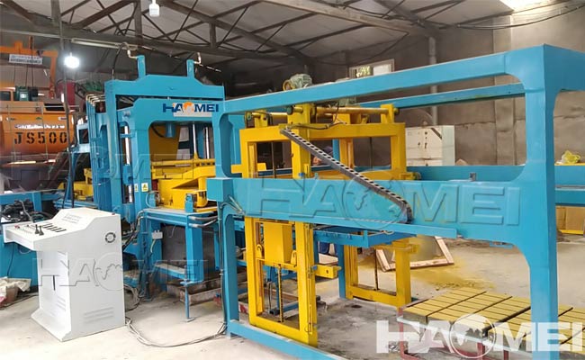 interlocking pavers making machine