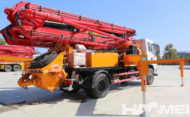 how much is a concrete pump truck cost