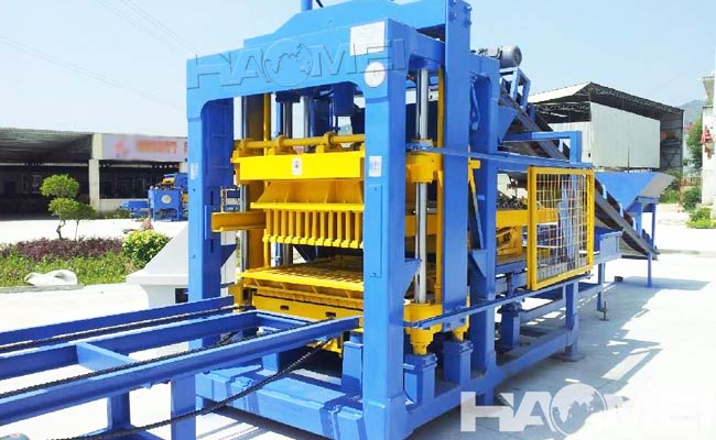 machine for making hollow blocks